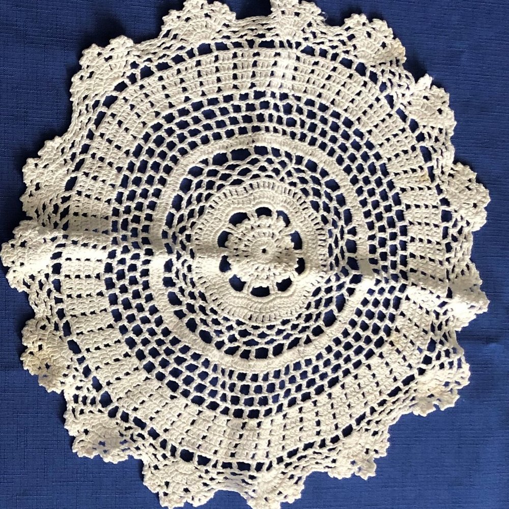 Crochet Dollie #2388